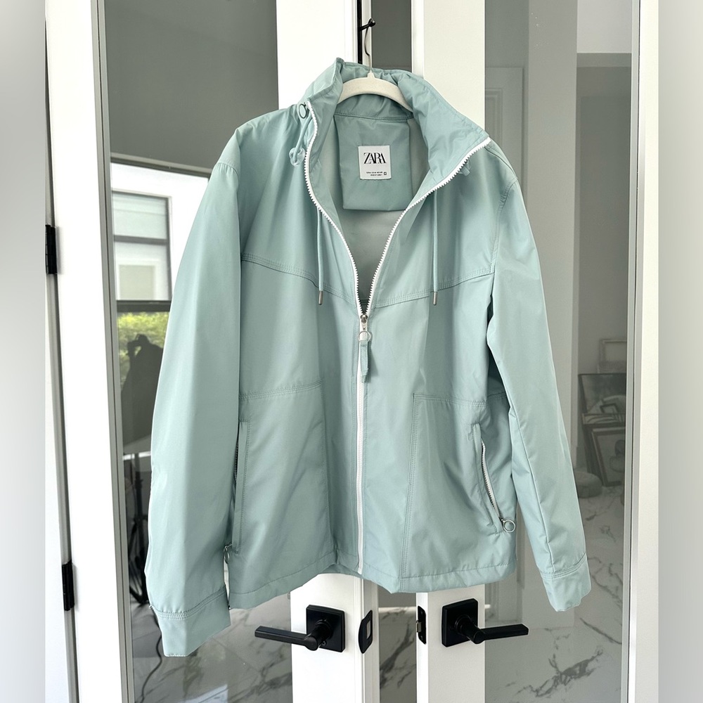 ZARA Men’s Raincoat with Hidden Hood Mint Green